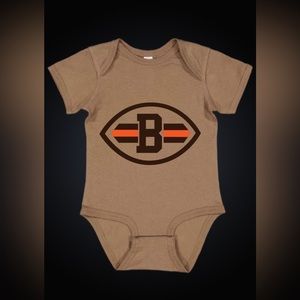 ✨New CLEVELAND BROWNS Onsie✨ made by me 👩🏼‍🎨 Made to order!!